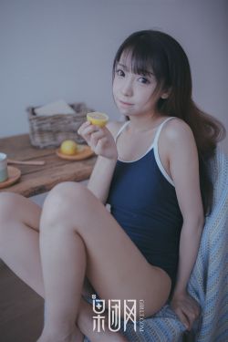 美女的整个乳头无遮挡